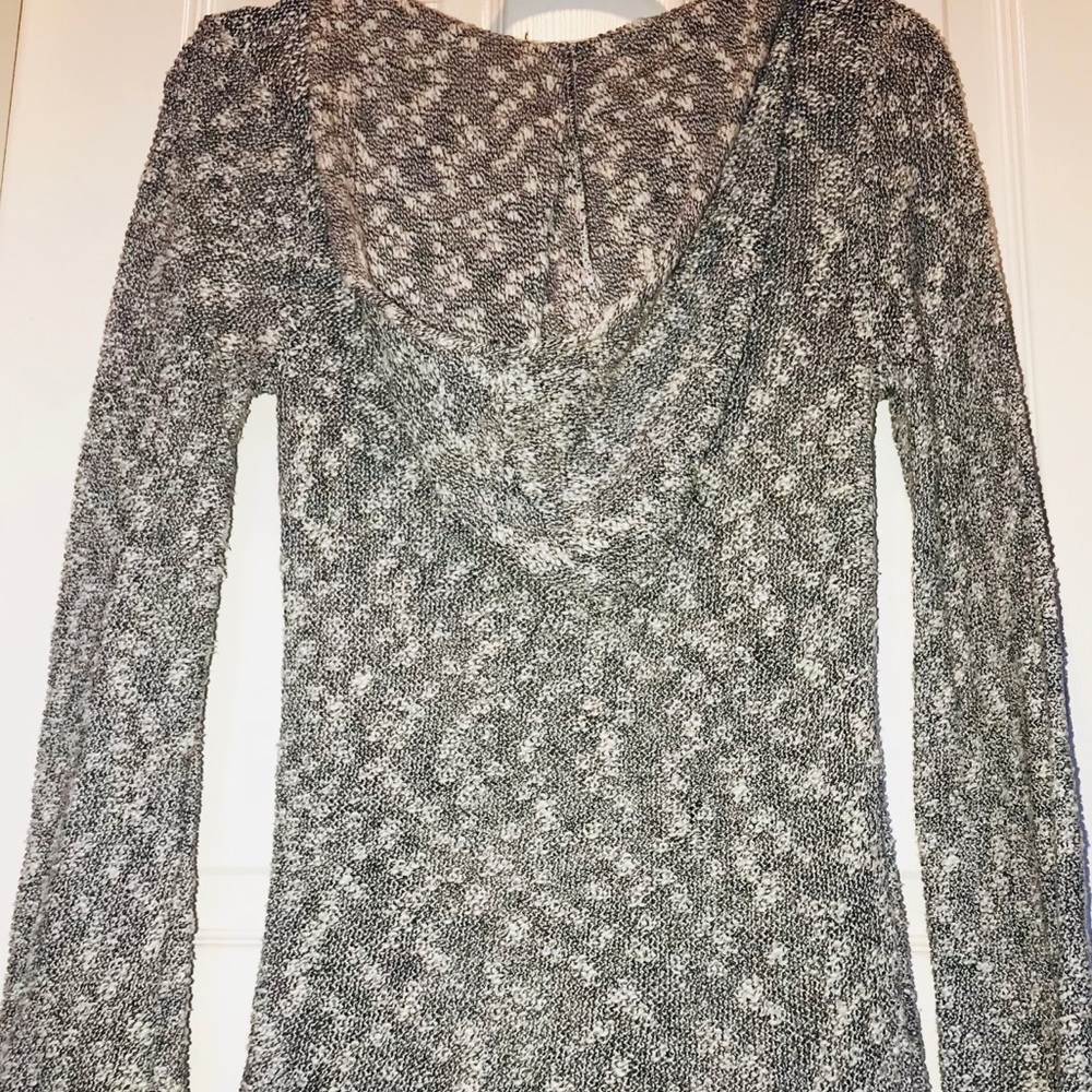 Roxy Sweater - Picture 4 of 8